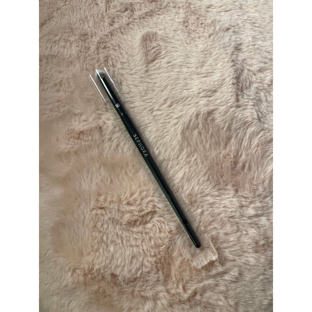 Sephora Collection Pro Shadow Brush #18